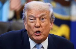 Trump: "Kina kommer avsluta all hockey i Kanada"