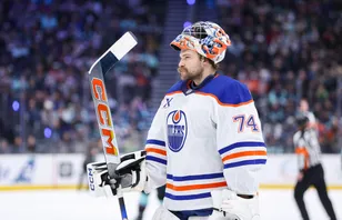 Klart: Edmonton gör sig av med sågade målvakten