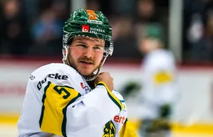 Jesper Lindgren blir kvar i Ungern. 