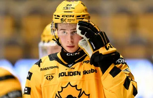 Zeb Lindgren är klar för spel i WHL.