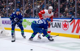 Skadehelvetet fortsätter – fick puck i ansiktet på träning