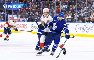 Svensken fick göra debut i NHL – efter tre säsonger i AHL