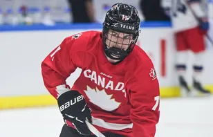 Storlöftet flyttar till college: "Ska hjälpa honom att gå etta i NHL-draften"