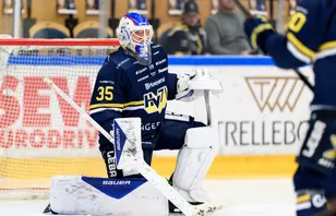 Klart: Förlänger med SHL-klubben: "Det är en ära"