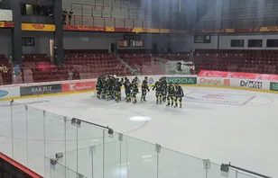 Småkronornas galna premiärkross