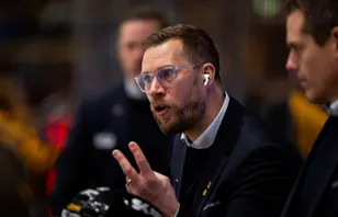 Falk slår tillbaka: "Han provocerar fram det här"