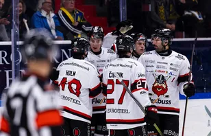 Lämnar som klubbdirektör - efter två månader