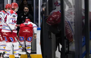 Jonathan Dahlén gick av med axelskada: "Oroväckande"