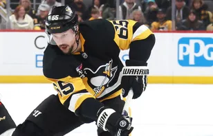 Erik Karlssons galna form intakt: "Har tagit sitt spel till en annan nivå"