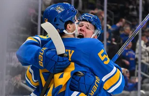 Svensken målskytt – och kastade handskarna