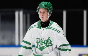 Blir det spel i SHL eller Nordamerika för Tinus Luc Koblar?
Foto: Petter Arvidson / BILDBYRÅN