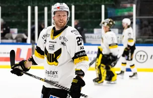 Lukas Zetterberg i Västerås-tröjan.