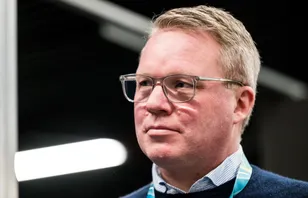 Uppgifter: Förbundstoppen kan lämna – aktuell för IIHF