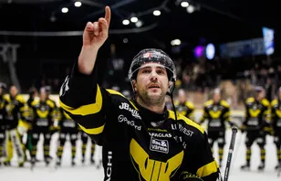 Lämnade Sverige - där hamnar profilen