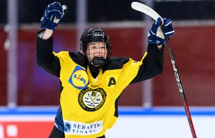 Sverige vinner premiären - efter "tiornas" mål