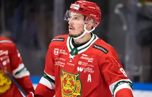 Mora-profilen förlänger karriären − flyttar till Frankrike