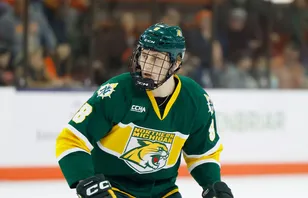 Rasmus Larsson i Northern Michigan Universitys tröja.
Foto: Rick Osentoski/AP/Alamy.