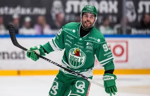 Var med på värmningen - saknades i ödesmatchen