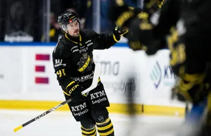Uppgifter: Centern lämnar AIK för MoDo
