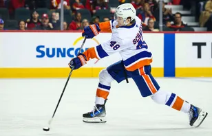 18-åringen sätter NHL-rekord – igen