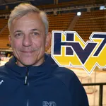Fredrik Stillman är tillbaka i hetluften kring HV71.